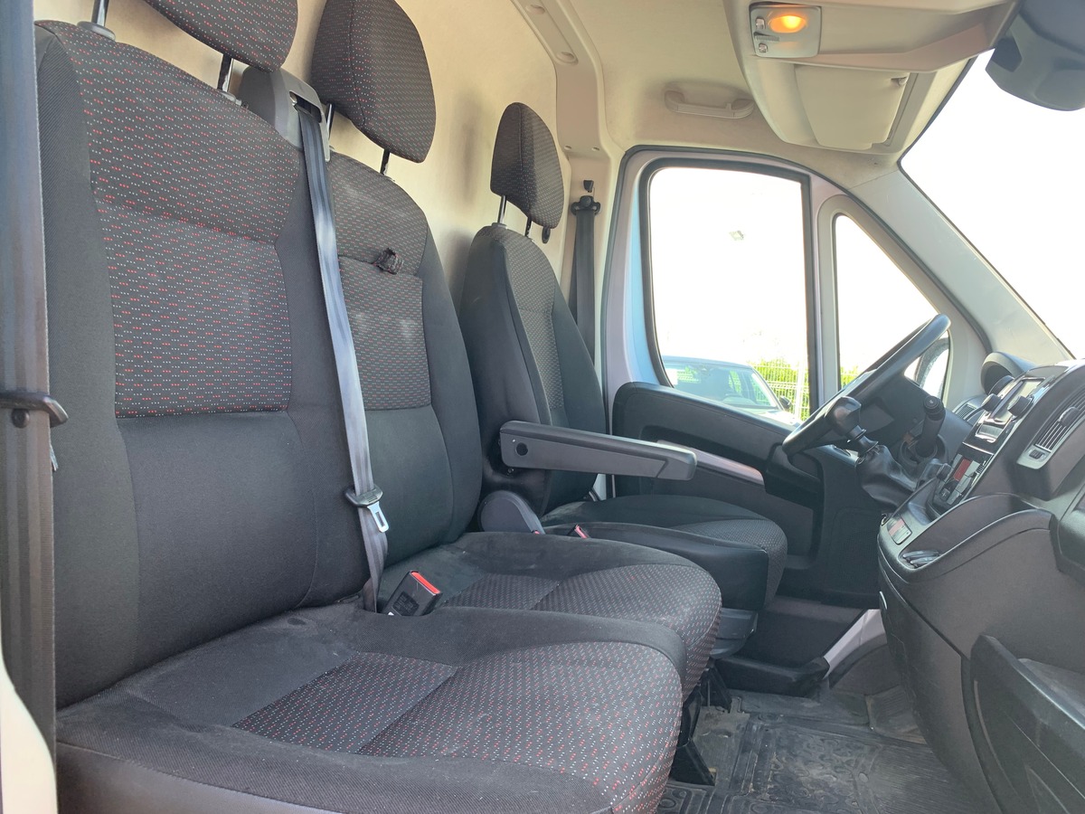 Citroën Jumper 140 ch | Driver | Premiére MAIN | TVA Récupérable | GPS | 3 Places | Attelage