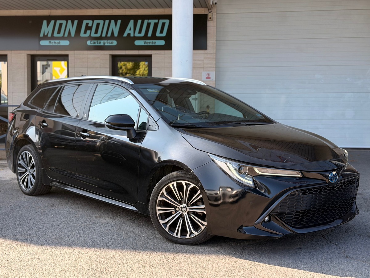 Toyota Corolla Design Touring Sports 1.8 VVT-i GPS 122 HSD CVT 98 cv Boîte auto