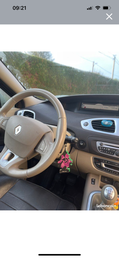 RENAULT Scenic 3 130 ch | Toit ouvrant panoramique | Régulateur de vitesse | Siéges chauffants