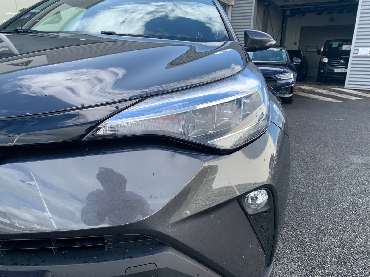 Toyota C-HR 184 ch | Attelage | GPS | Radio JBL | Caméra recul | Radar stationnement arriére, avant