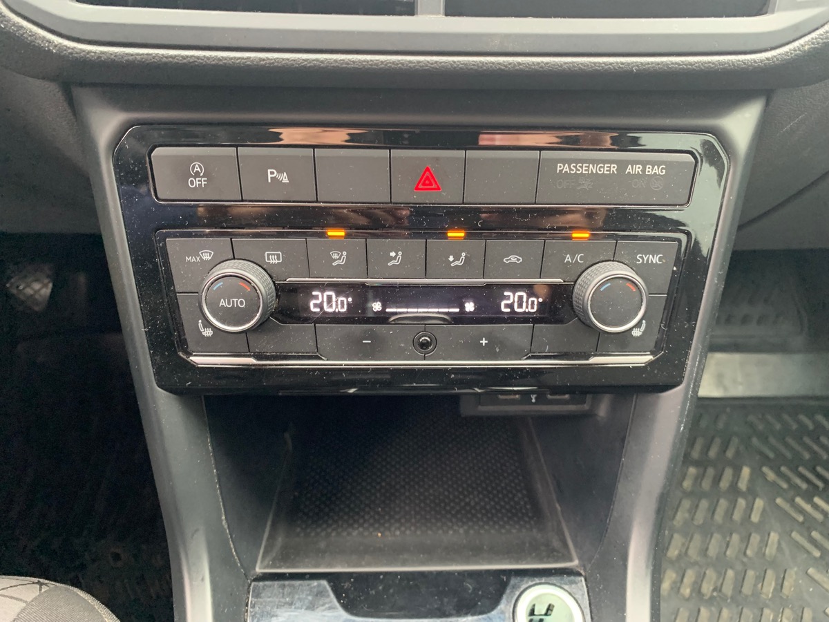 Volkswagen T-Cross 110 | LIFE | Apple Car Play Android Auto | Radar stationnement avant et arriére