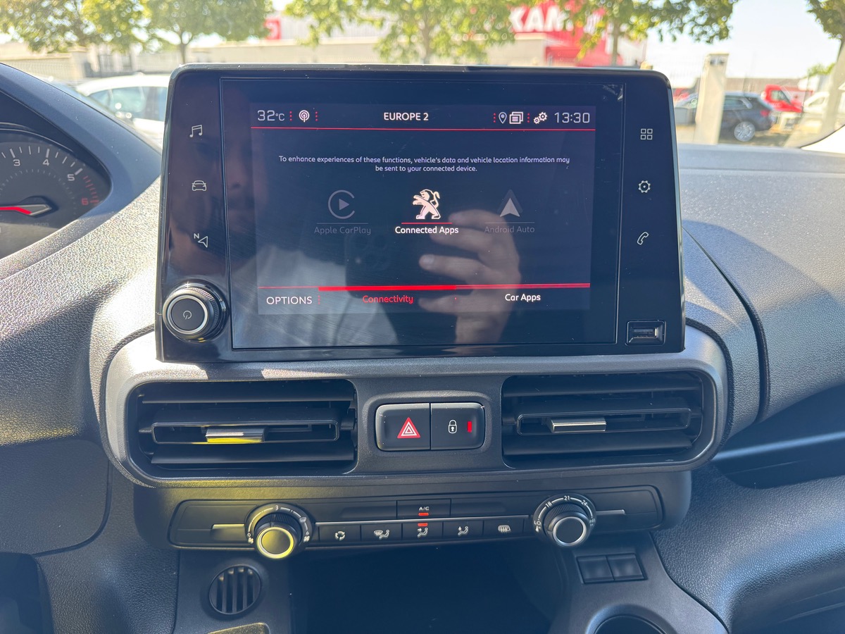 Peugeot Partner L3 LONG 1.5 BHDI 100CH PREMIUM PACK + ATTELAGE / 2 PLACES