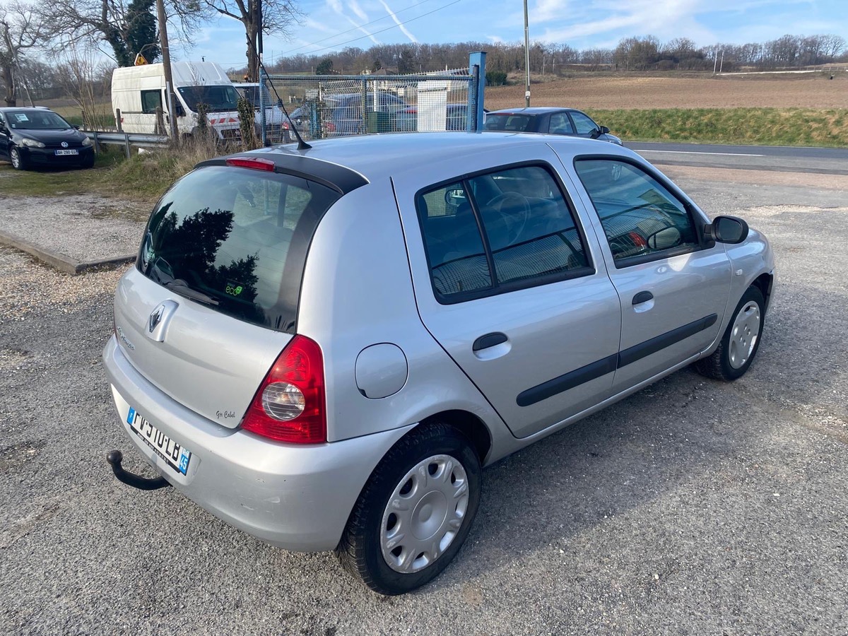 RENAULT Clio 1.5 dci 65cv campus de 12/2008 152175km