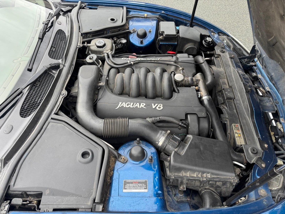 Jaguar XK8 Cabriolet 4.0 V8 285cv - Garantie