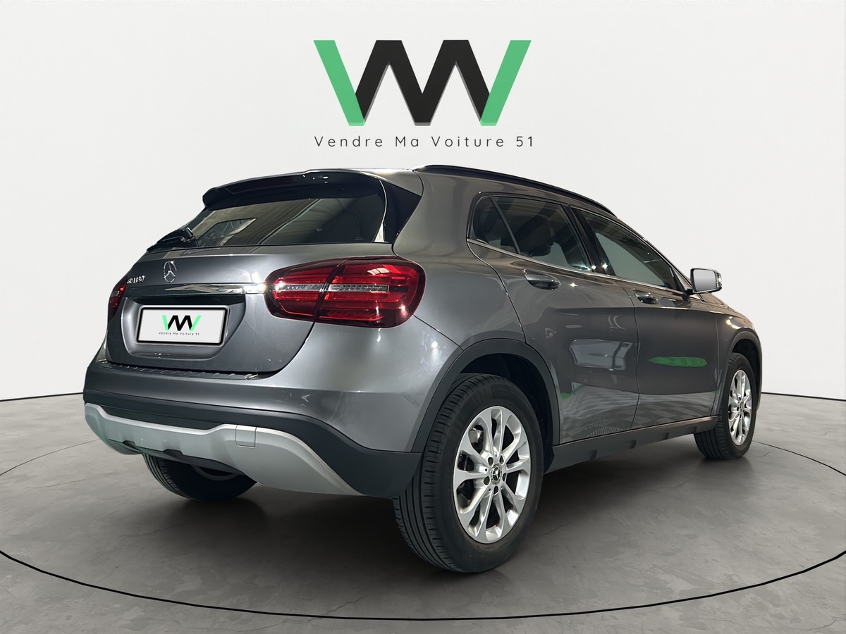 Mercedes Benz GLA 180