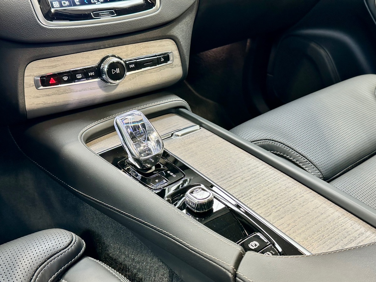 Volvo XC90 II (2) T8 AWD 455 Ultimate Style Chrome Geartronic 8 7PL 1ère Main TVA b