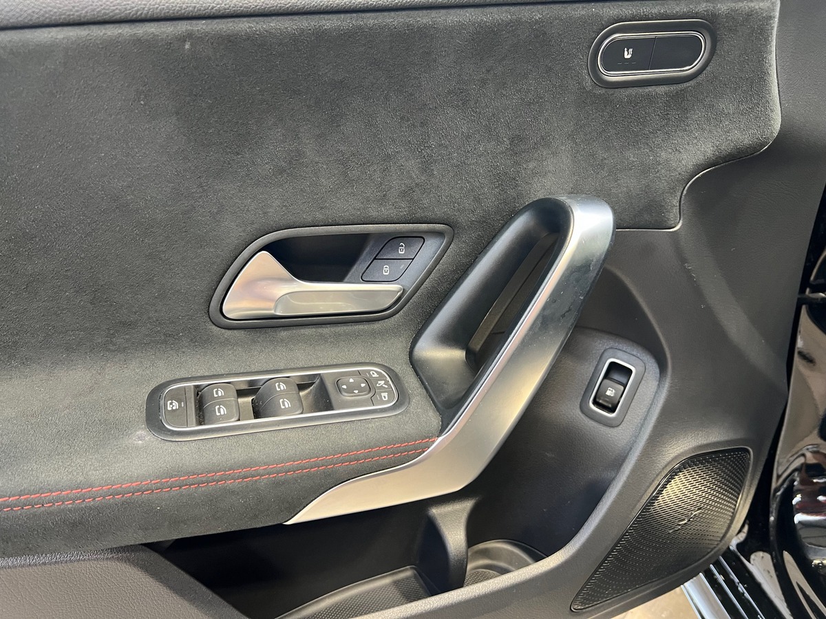 Mercedes-Benz Classe A IV 250e hybride 8G-DCT AMG LINE A250e (FR Suivi Mercedes)