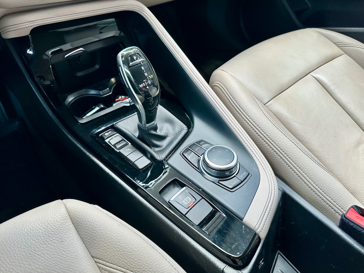 Bmw X1 (F48) SDRIVE18I 1.5 140 XLine DKG7 1° Main a