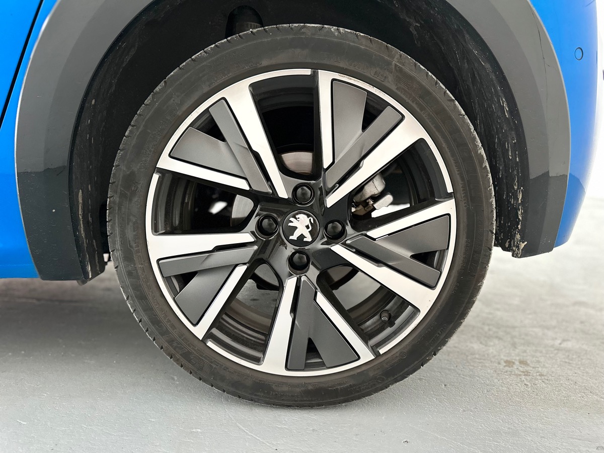 Peugeot 208 II 1.2 100cv S&S GT LINE