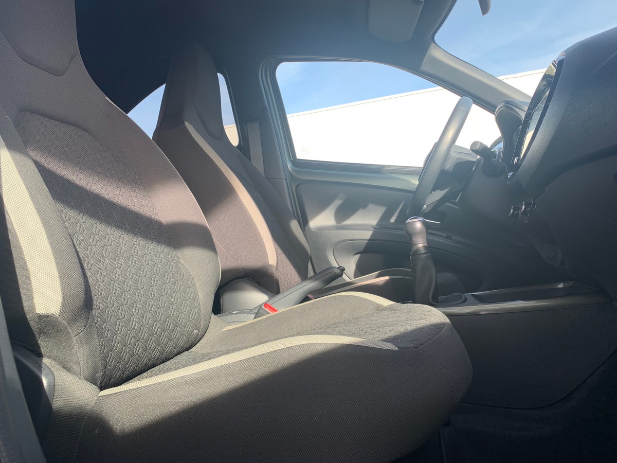 Toyota Aygo X 72 ch | Design | Caméra recul | Climatisation | Toyota Safety Sense | Apple car play
