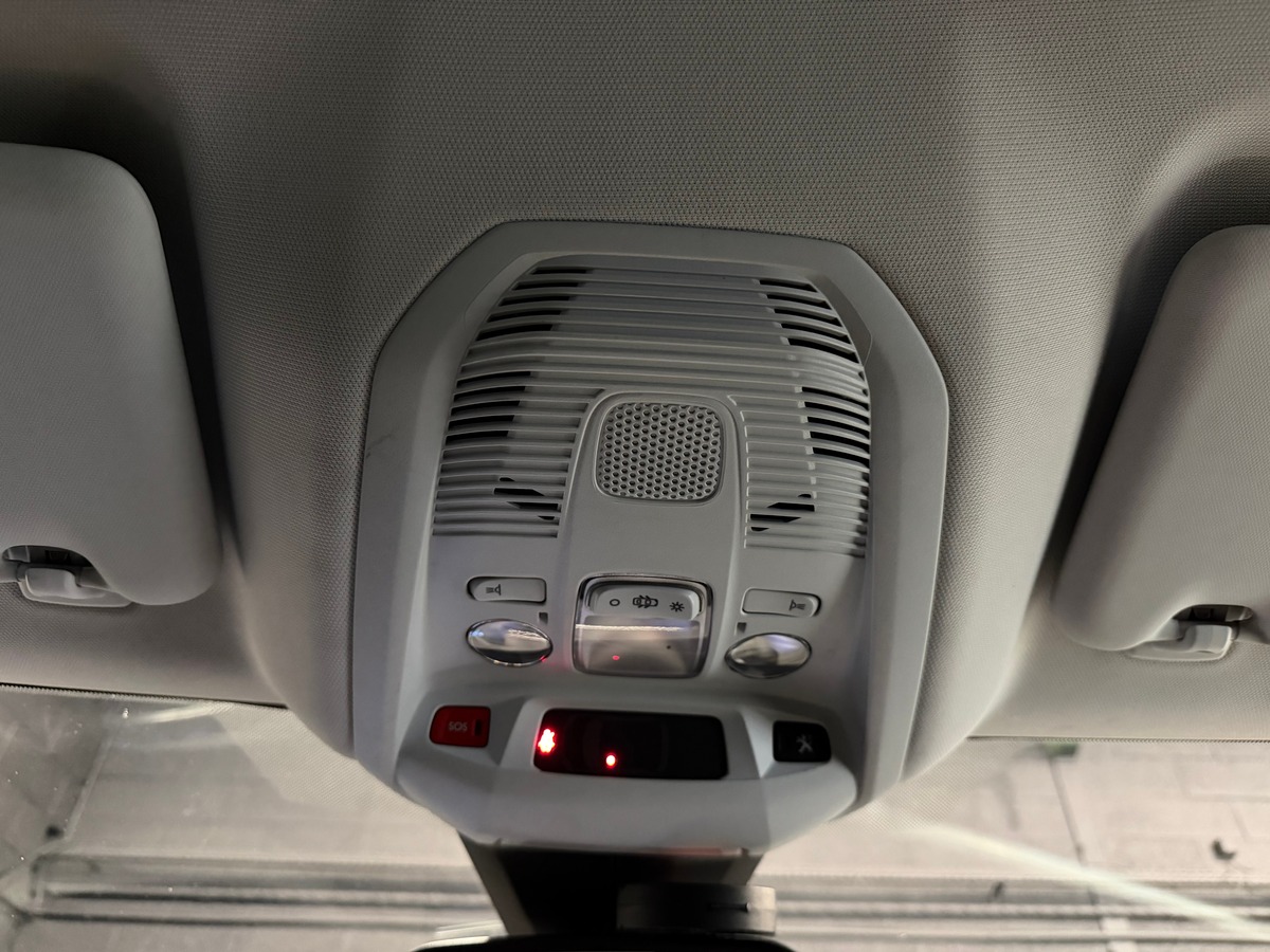 Peugeot 3008 1.5 hdi Allure Cock Pit / Hayon Electrique / Carplay Android / Caméra de Recul