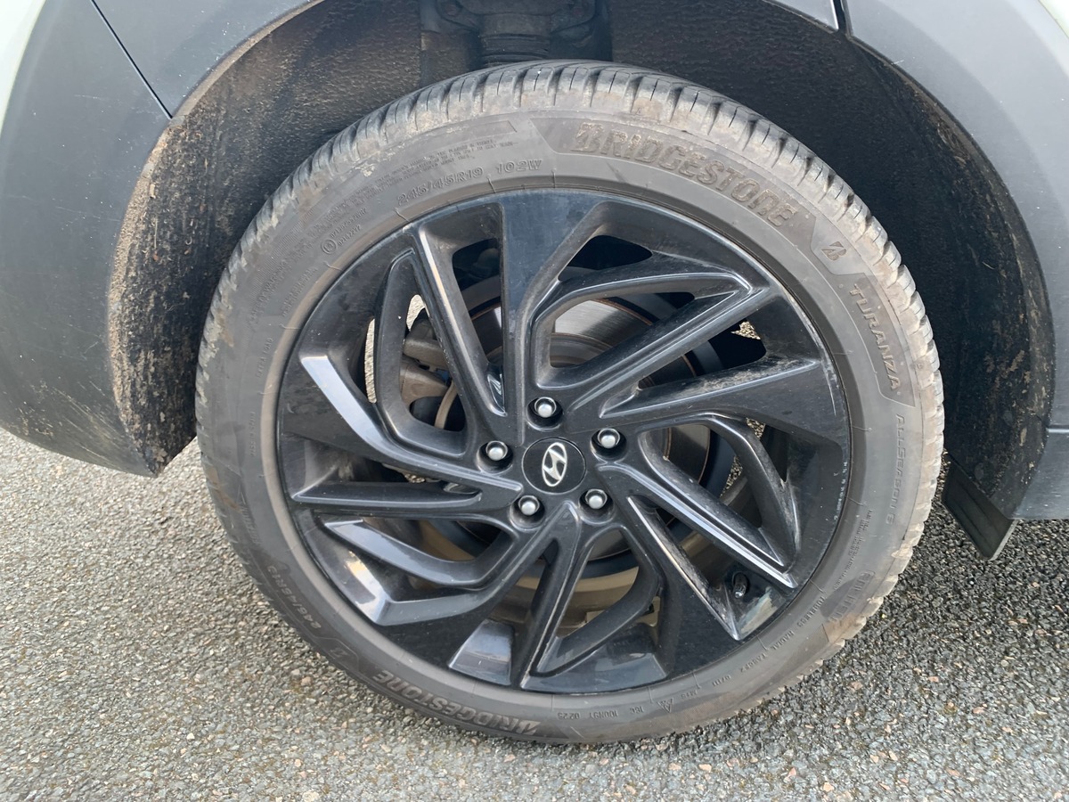 Hyundai Tucson 136 | 1.6 CRDI | Hybrid 48V | N-line Executive | Toit ouvrant panoramique | Attelage