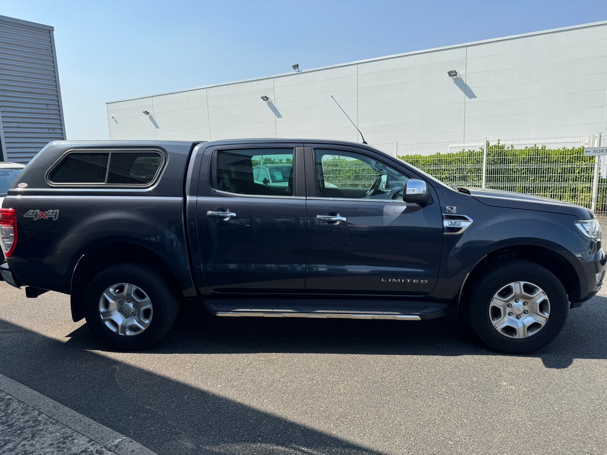 Ford Ranger 200 chevaux | Limited | Double Cabine | 5 places | GPS | Régulateur vitesse | Hard Top