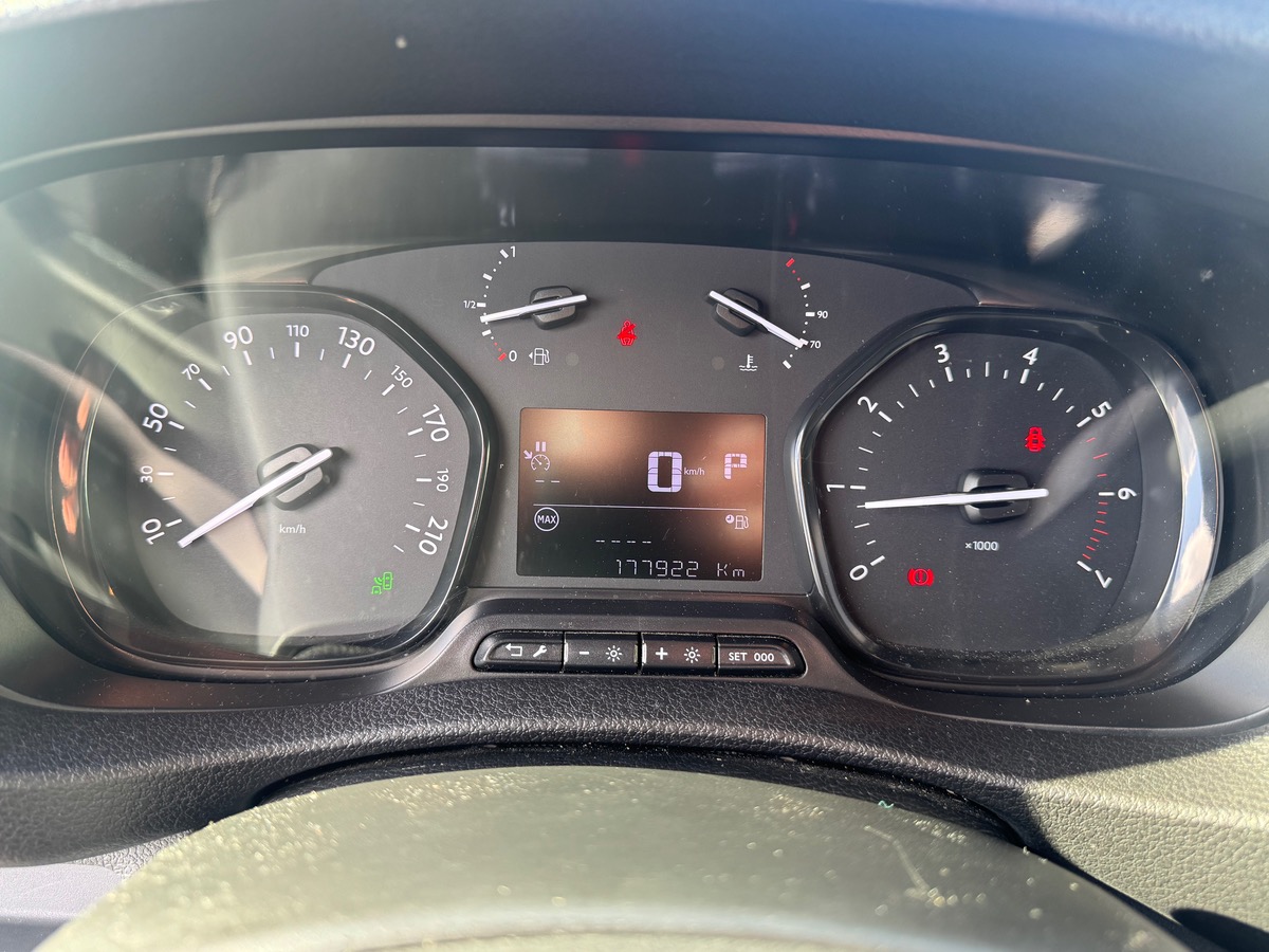 Citroën Jumpy 2.0 BHDI 180CH DRIVER CABINE APPROFONDIE