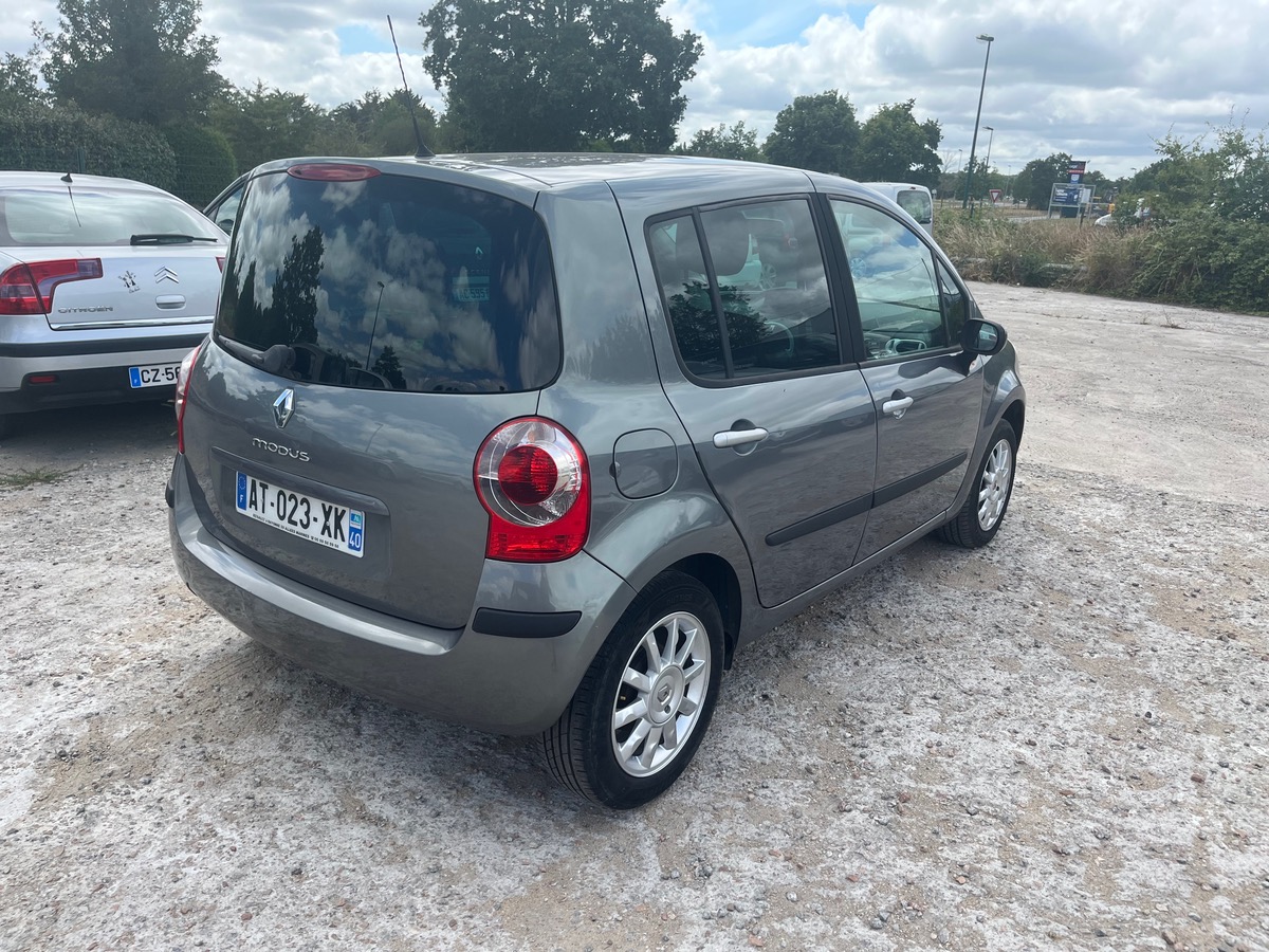 RENAULT Modus 1.5 dci 102045km