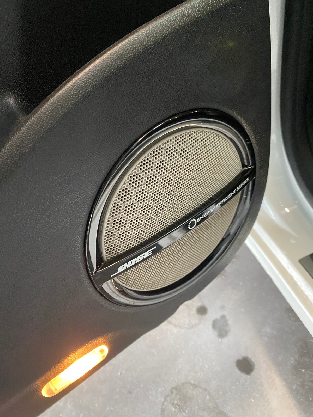 RENAULT Grand Scenic 1.2 TCE 130 ENERGY BOSE EDITION 7PL