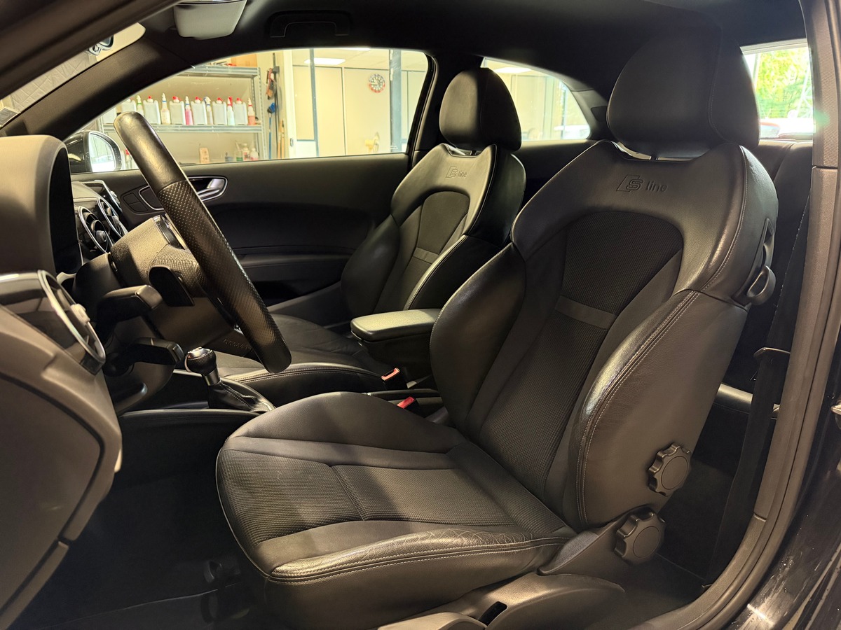 Audi A1 1.4 tfsi 185CH S line S tronic