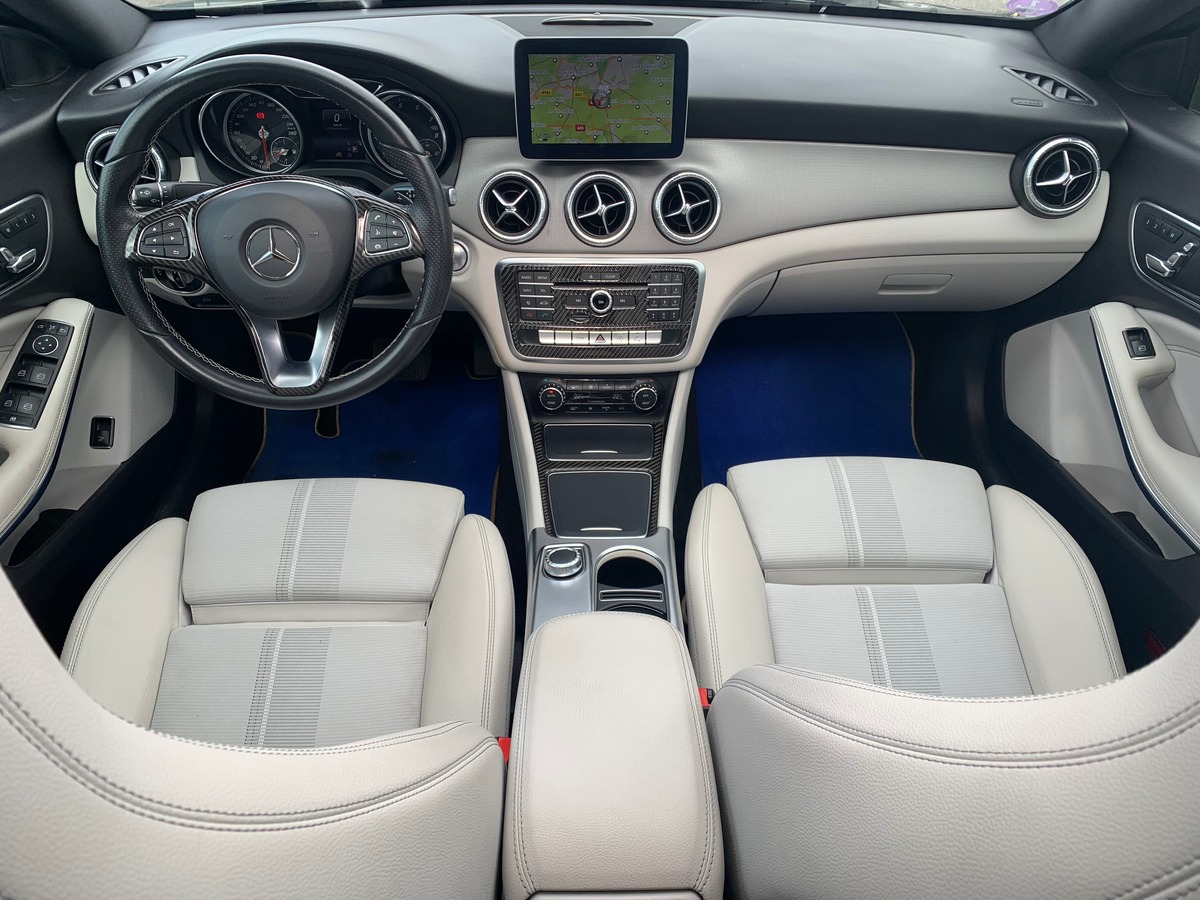 Mercedes-Benz CLA SENSATION | Dernier entretien constructeur à 62479 kms avec vidange Boite vitesse