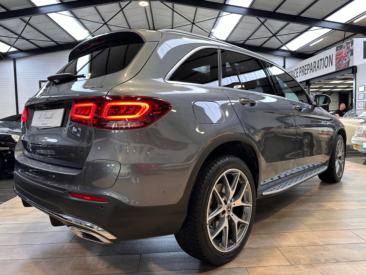 Mercedes-Benz Classe GLC 300 DE AMG LINE 4MATIC 194 + 122 / BURMESTER / ATTELAGE / TOIT PANO / 1ERE MAIN