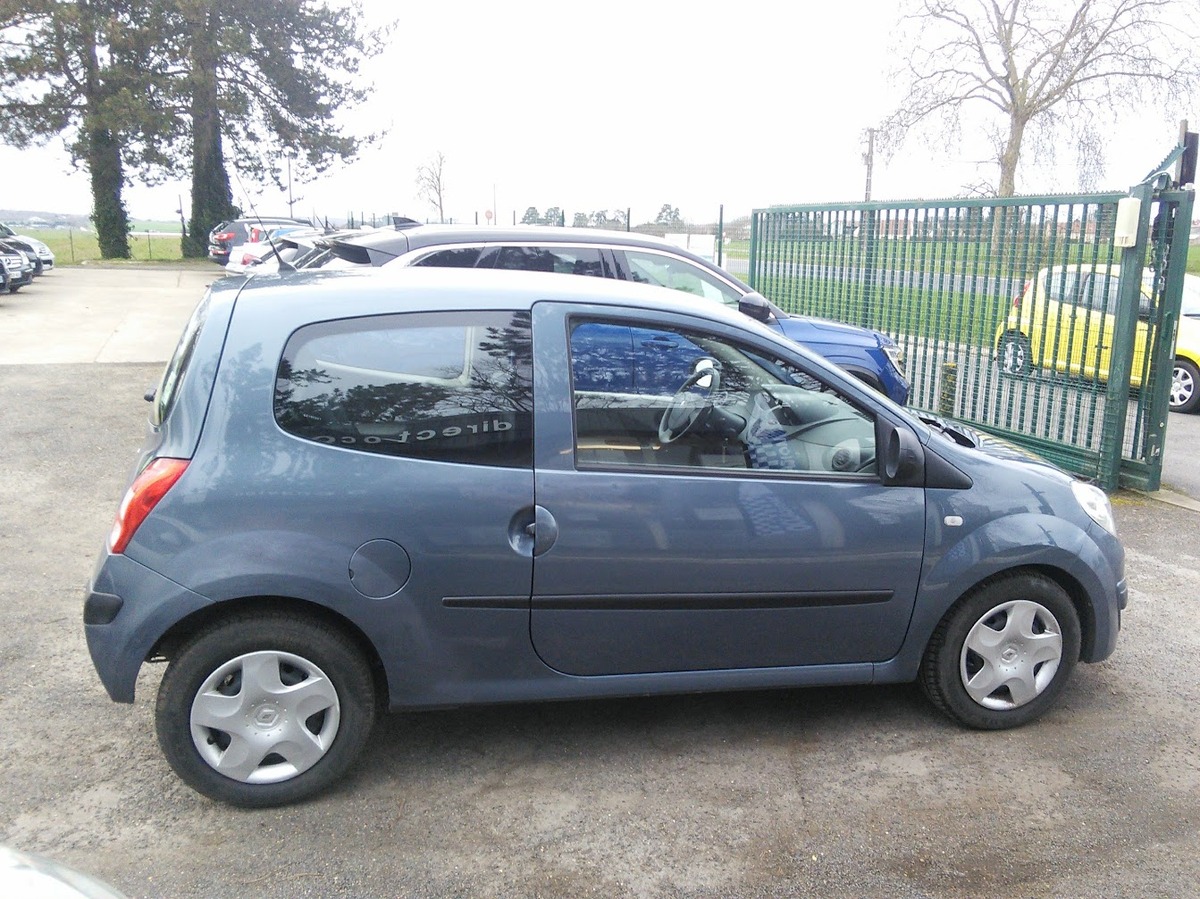 RENAULT Twingo 1.2 75 Authentique CLIM