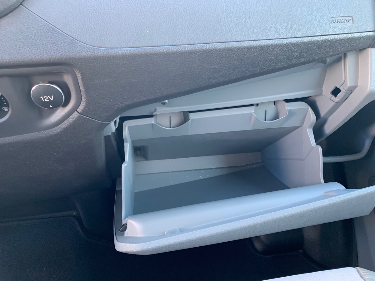 Ford Challenger 155 ch | 2,2 litres | GENESIS 288 EB Profilé | 3 Couchages | Caméra de recul