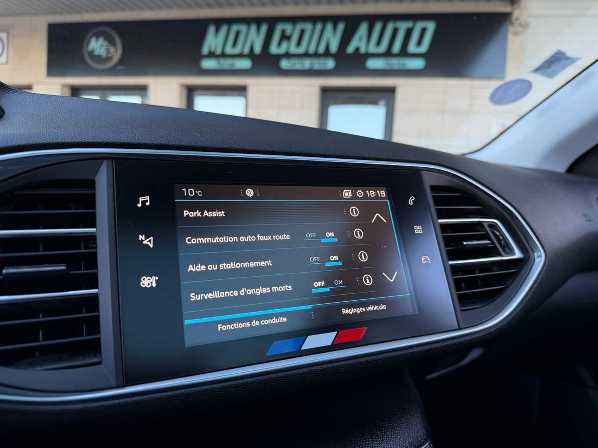 Peugeot 308 II Allure (T9) 1.2 BVM5 110 cv - Distribution OK