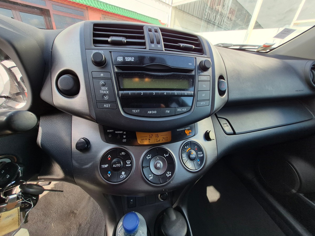 Toyota RAV4 150 D-4D 4WD FAP LeCap