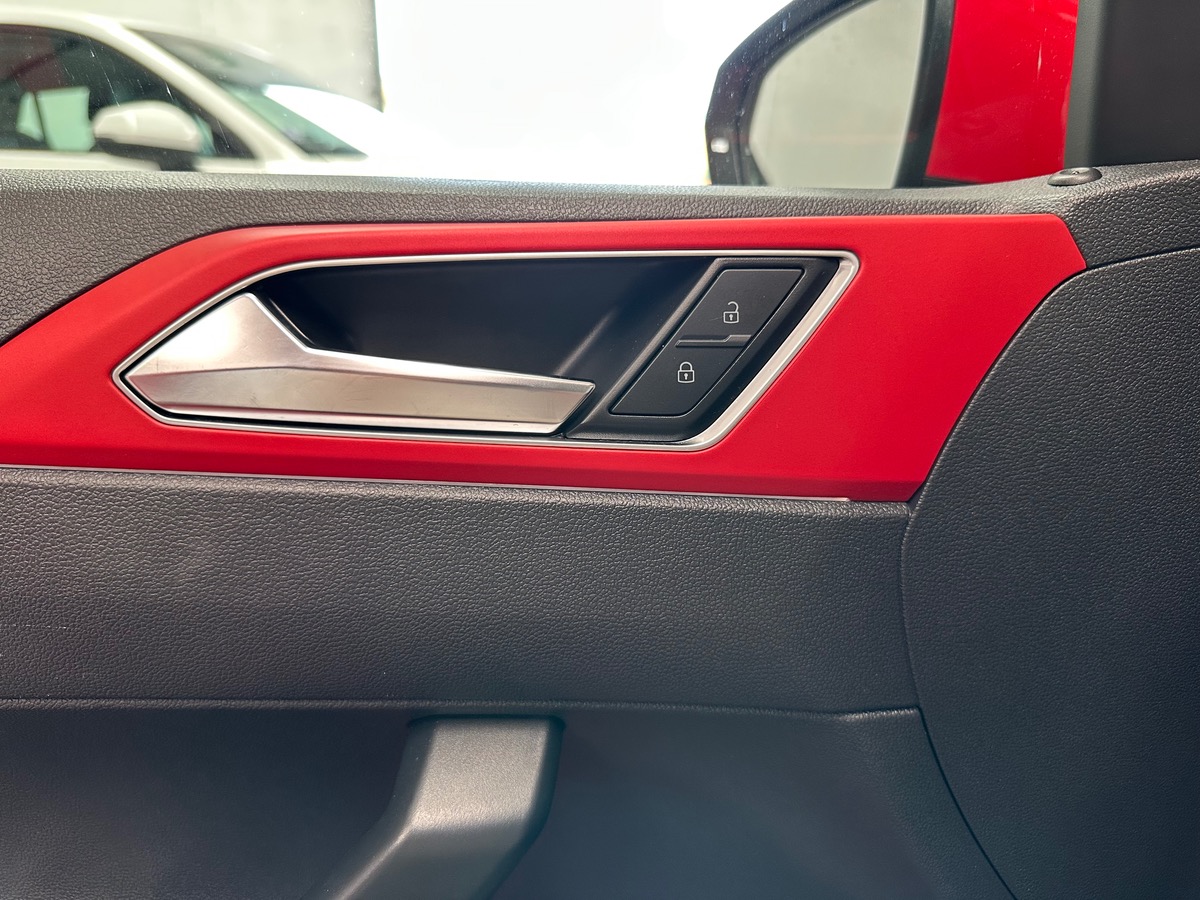 Volkswagen Polo VI GTI 2.0 TSI 200cv DSG6