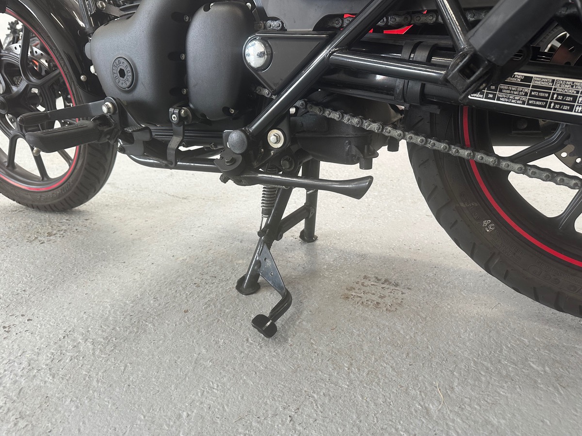 ROYAL ENFIELD Super Meteor 350 Meteor (pas Super Meteor)