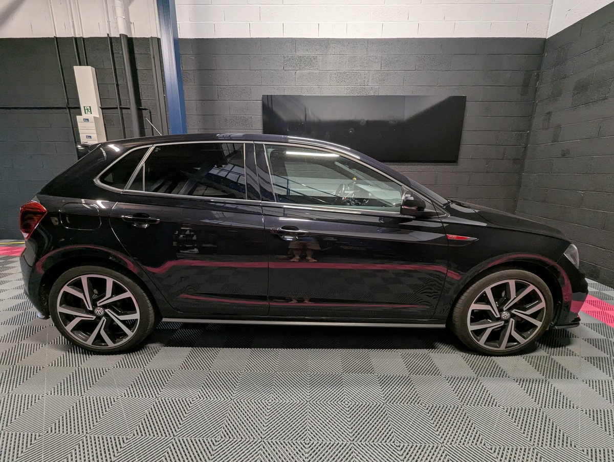 Volkswagen Polo 2.0 TSI 200ch DSG6 GTI VIRTUAL-BEATS-SIEGES CHAUFFANT