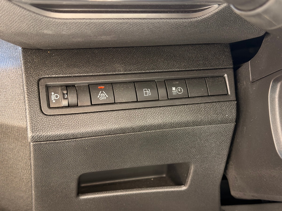 Peugeot 3008 Allure Phase 2 1.6 THP 225 Hybrid e-EAT8 180 cv - Virtual cockpit