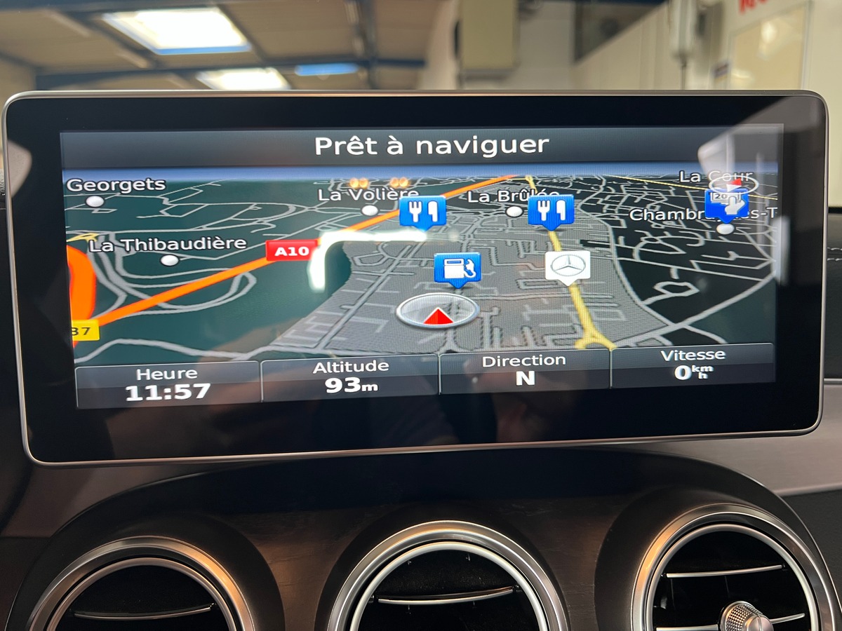 Mercedes-Benz Classe C 156 chevaux | AMG LINE | Caméra recul | Apple car play | Sièges électrique