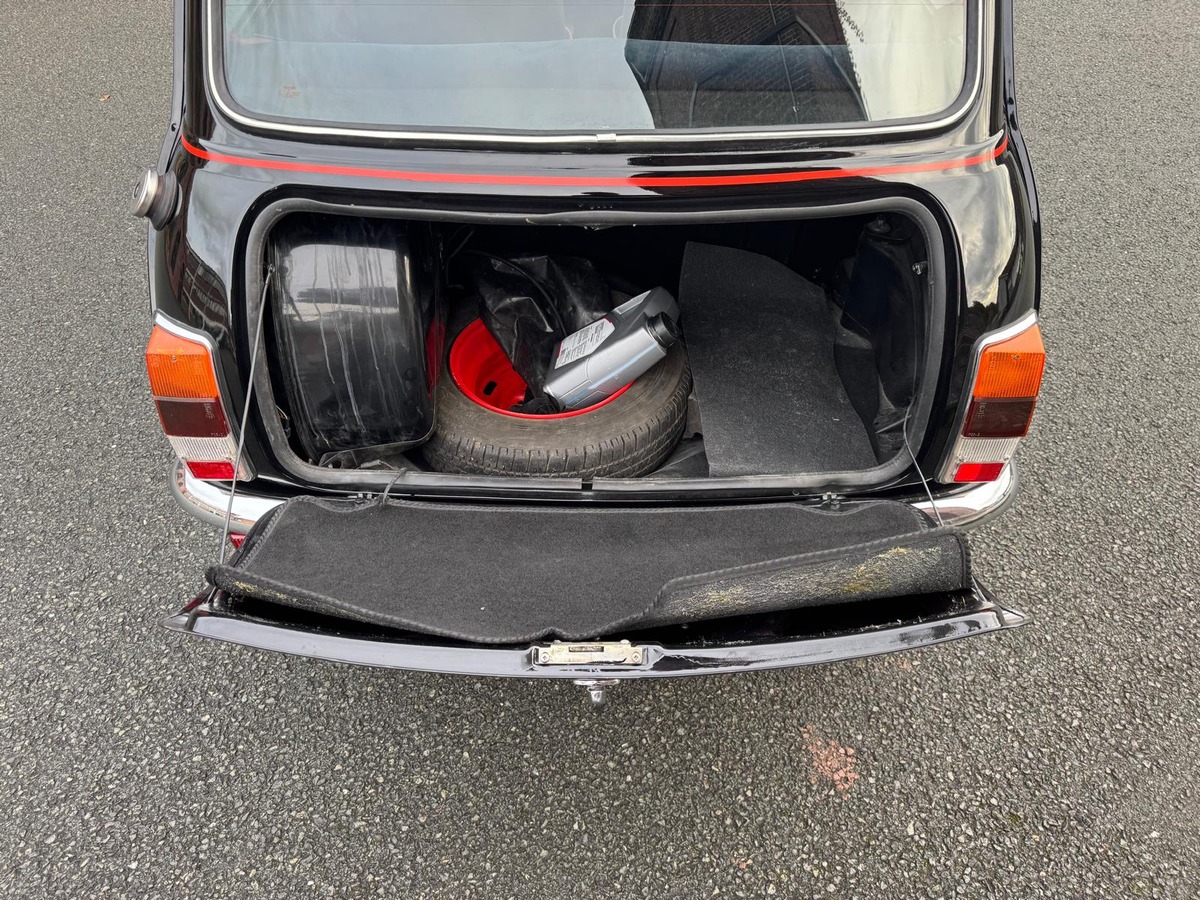 Mini Mini 1000cc 30eme anniversaire "Jet black"