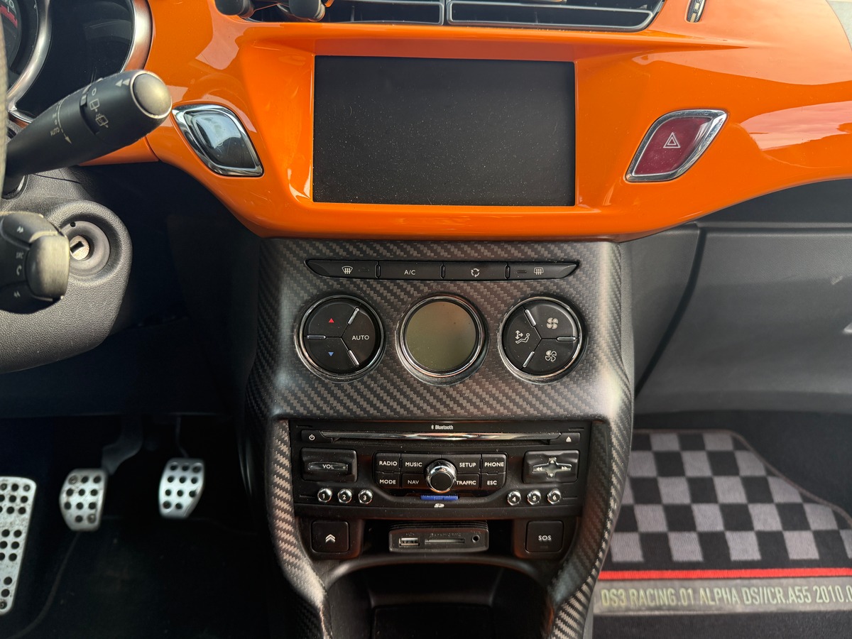 Citroën DS3 RACING 16V 202 cv