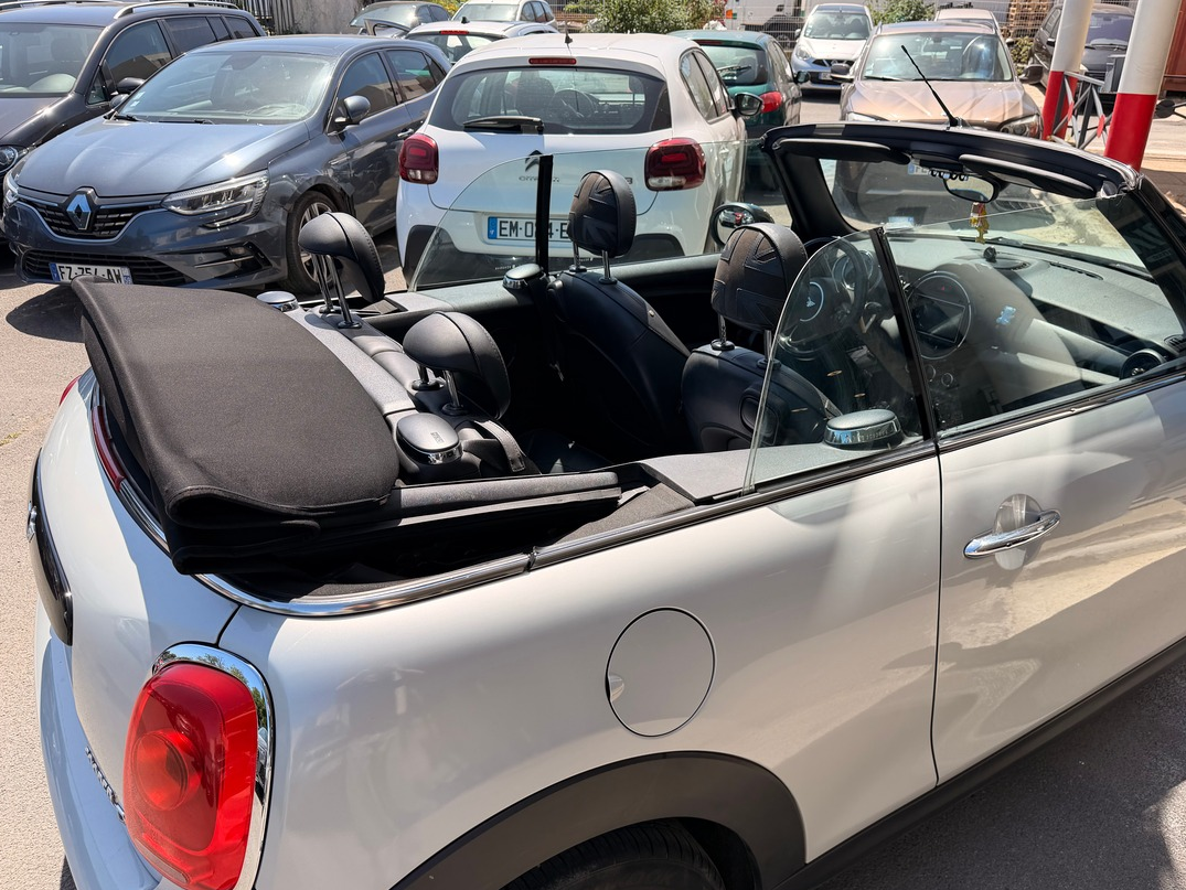 Mini Cooper D Cabriolet 1.5 d DCT7 116 cv