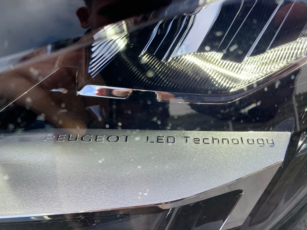 Peugeot 5008 130 ch | 7 Places | Allure Pack | Apple Car Play et Android Auto | Caméra de recul