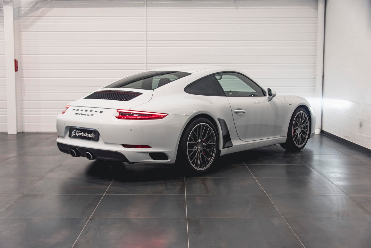 Porsche 911 V 991 3.0 420ch Carrera S PDK