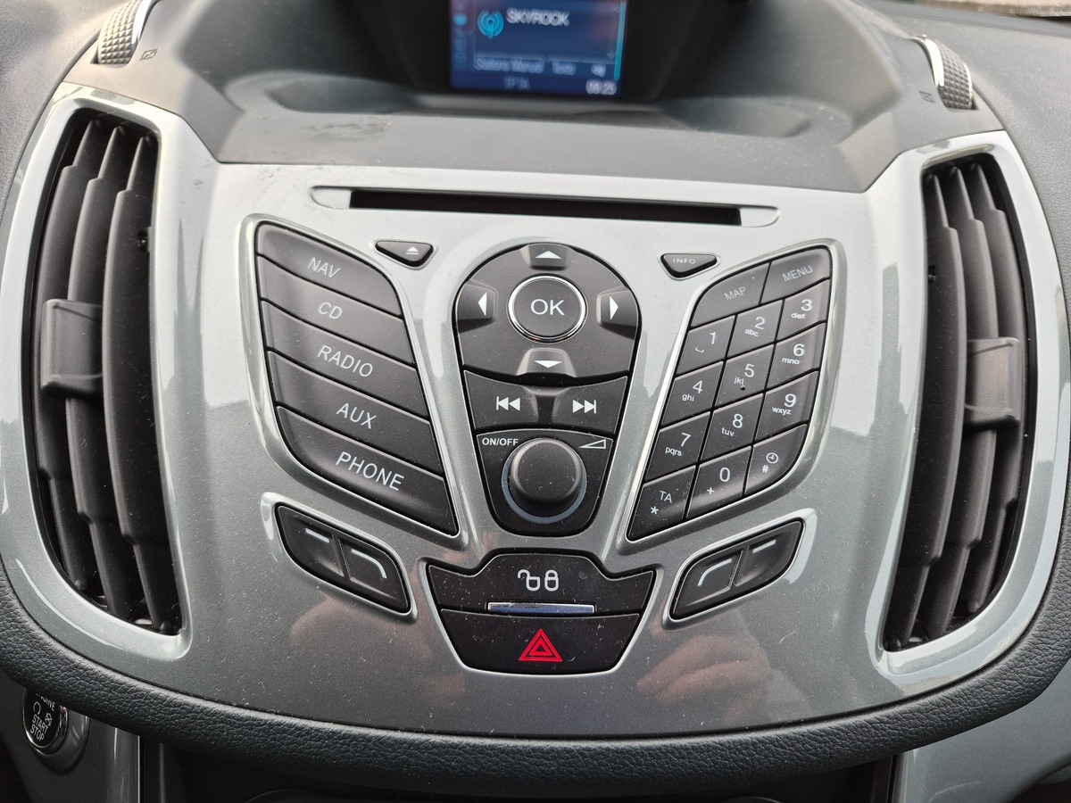 Ford C-max 1.0 ECOBOOST 125 TITANIUM