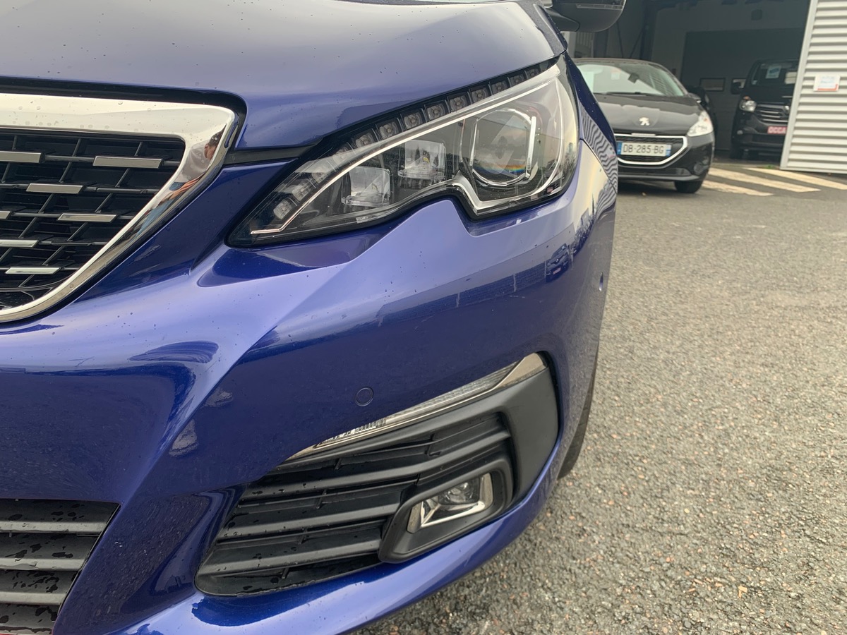 Peugeot 308 120 | GT LINE | Caméra Recul | Car Play | Régulateur Vitesse | Full LED Technology