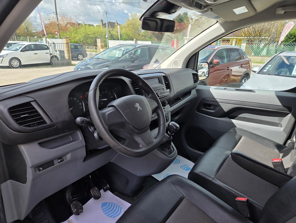 Peugeot Expert 2.0 BHDI 122 CV / 1ERE MAIN / 10825.00 HT