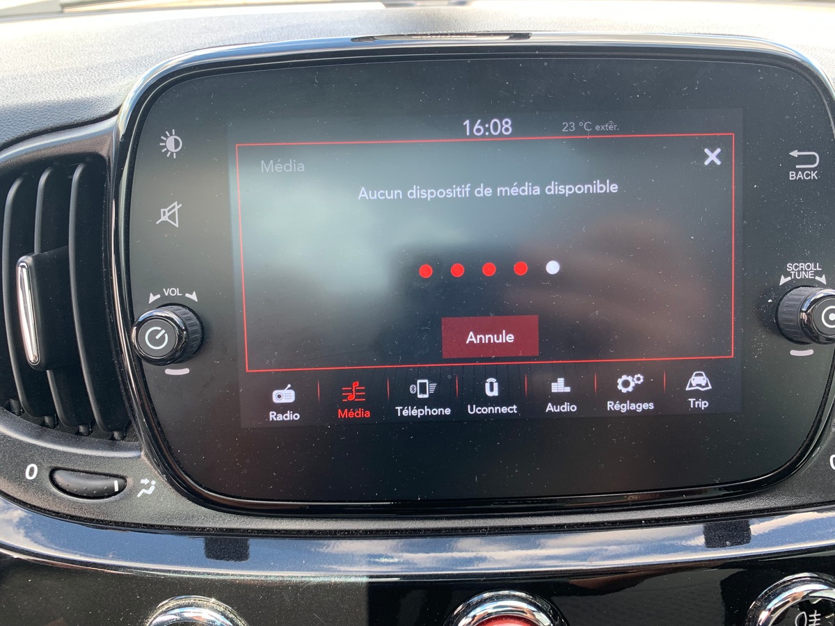 Fiat 500 70 chevaux | Dolcevita | Toit vitré | Régulateur de vitesse | Faible kilométrage