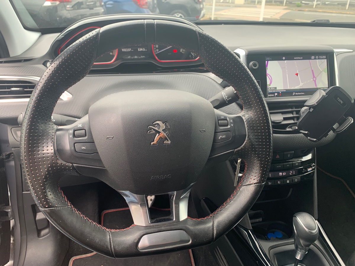 Peugeot 2008 GT LINE | 120 CHEVAUX | Caméra recul | Boite Automatique |  Garantie 20/12/2025