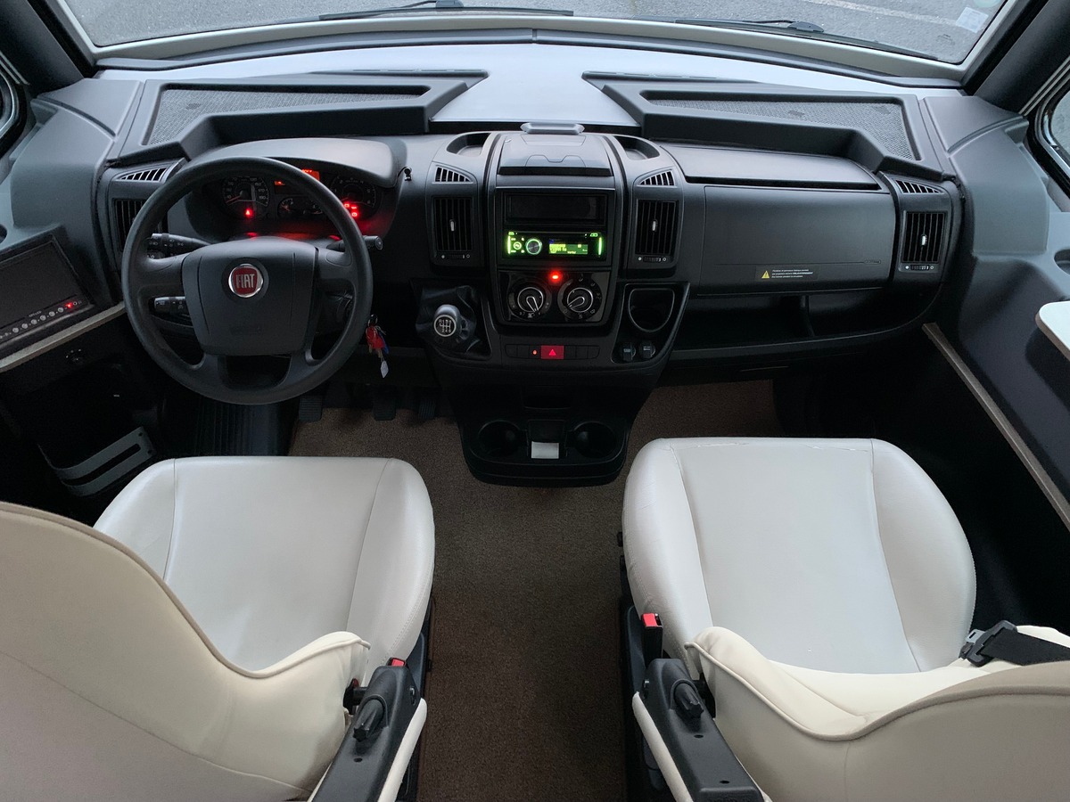 Fiat FIAT Bavaria intégrale i 740 style 130 | 4 couchages | Options Suspensions pneumatiques à l'arriére et Climatisation arriére