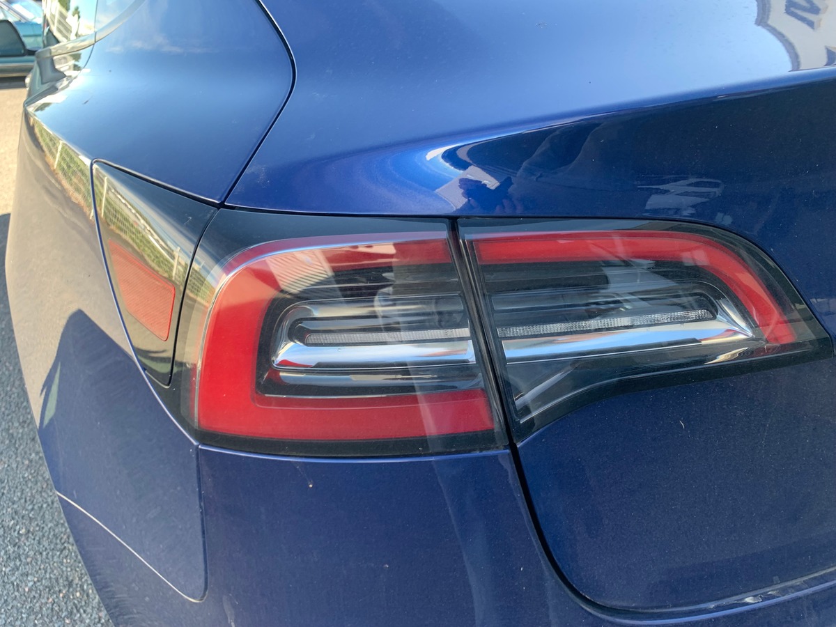 Tesla Model 3 283 ch | Caméra recul | Toit panoramique | GPS | Cuir | Sièges électriques chauffants