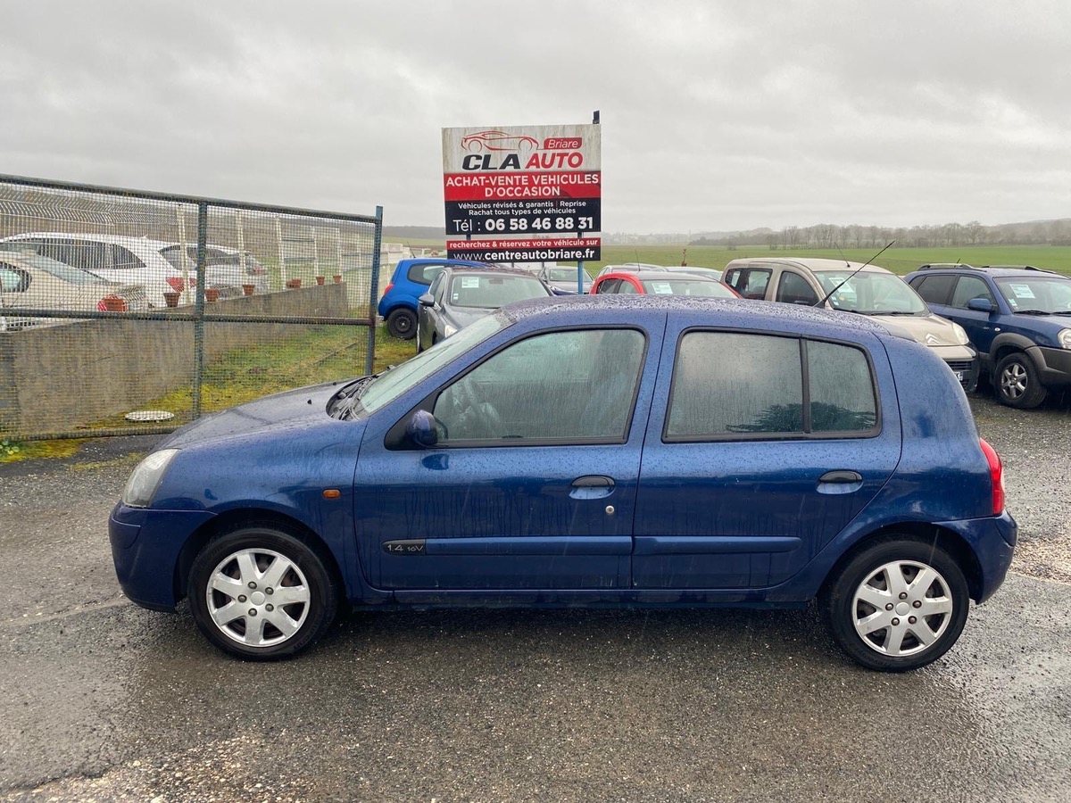 RENAULT Clio 1.4i 100cv 103060km d'origine 