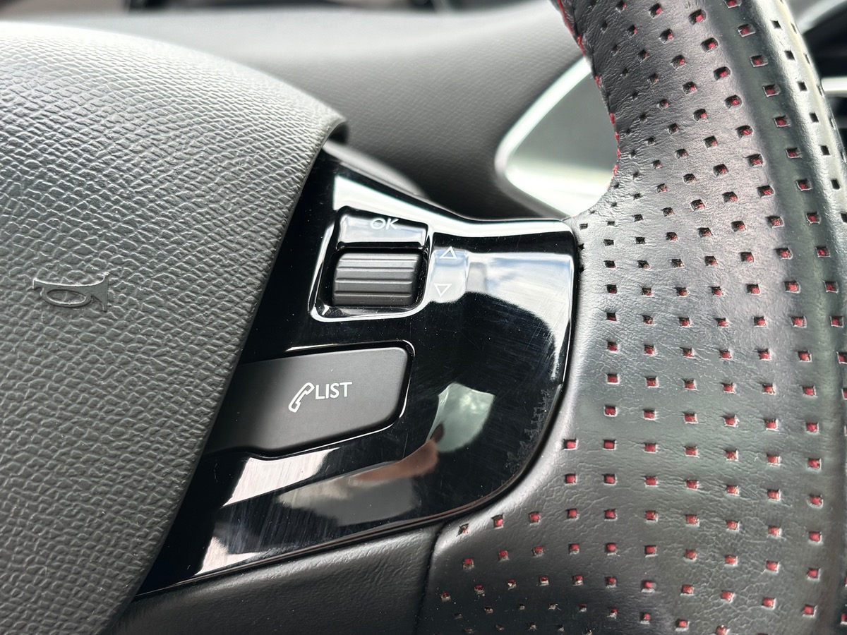 Peugeot 308 GT Line 2.0 Blue HDI 150 BVA