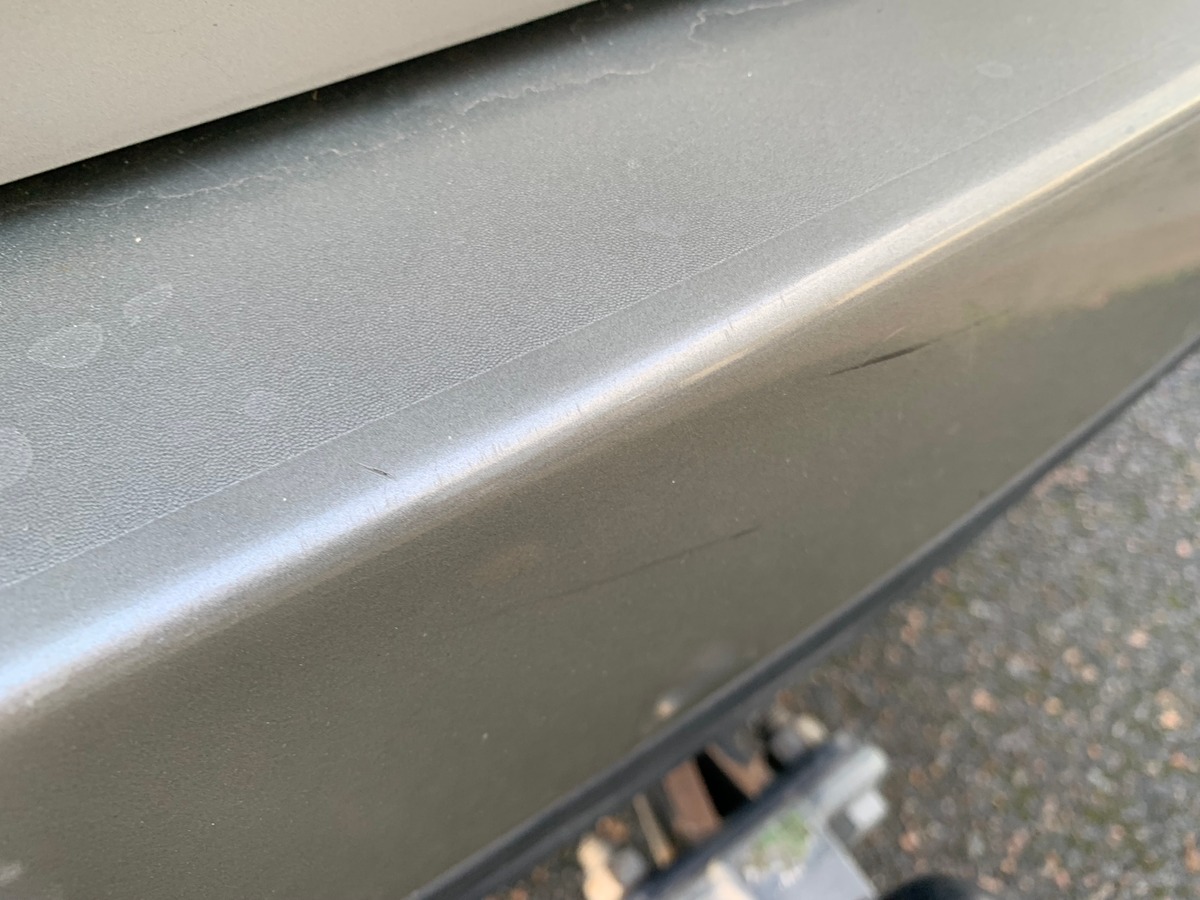 Dacia Duster 105 ch | Laureate | Bioethanol | Roue secours | Climatisation | Radio mono-CD MP3