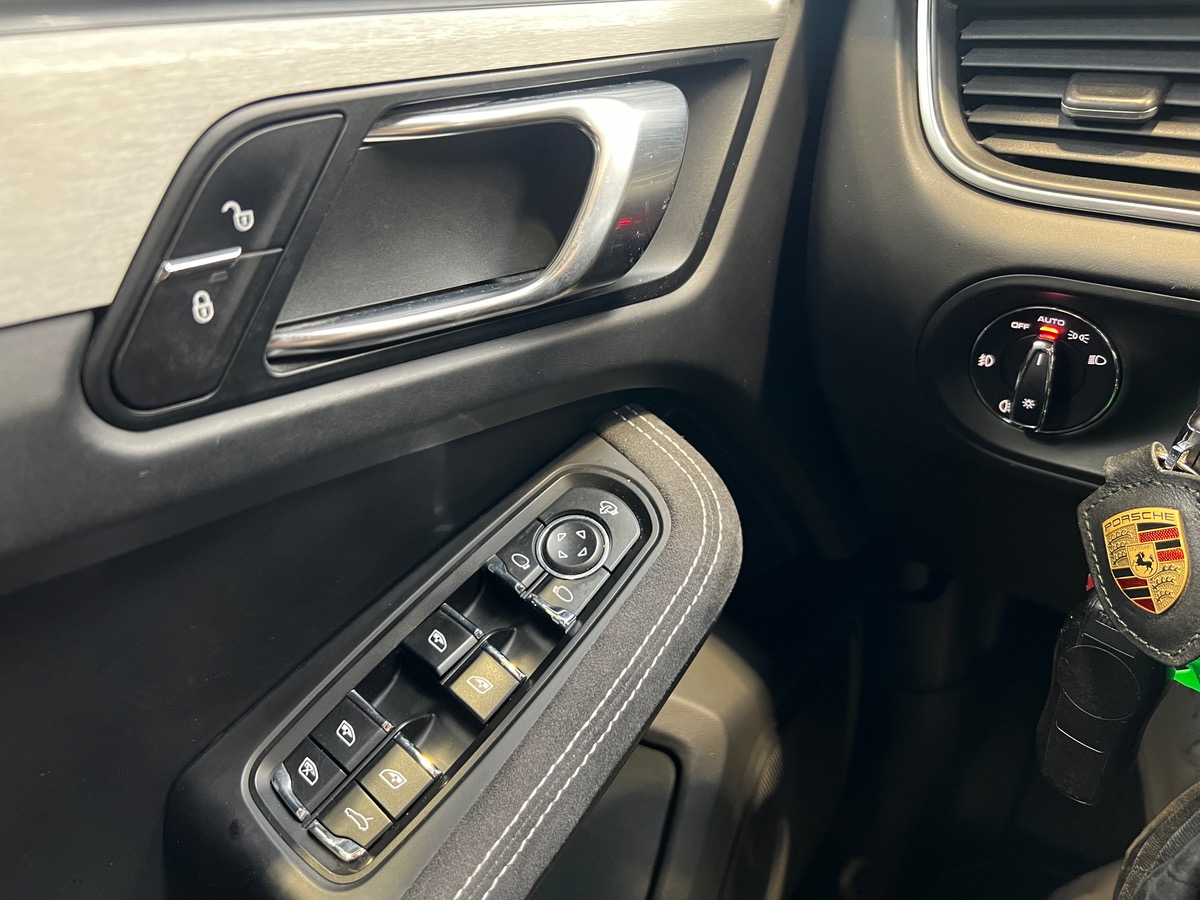Porsche Macan GTS 3.0 BI-Turbo V6 360 cv PDK7 