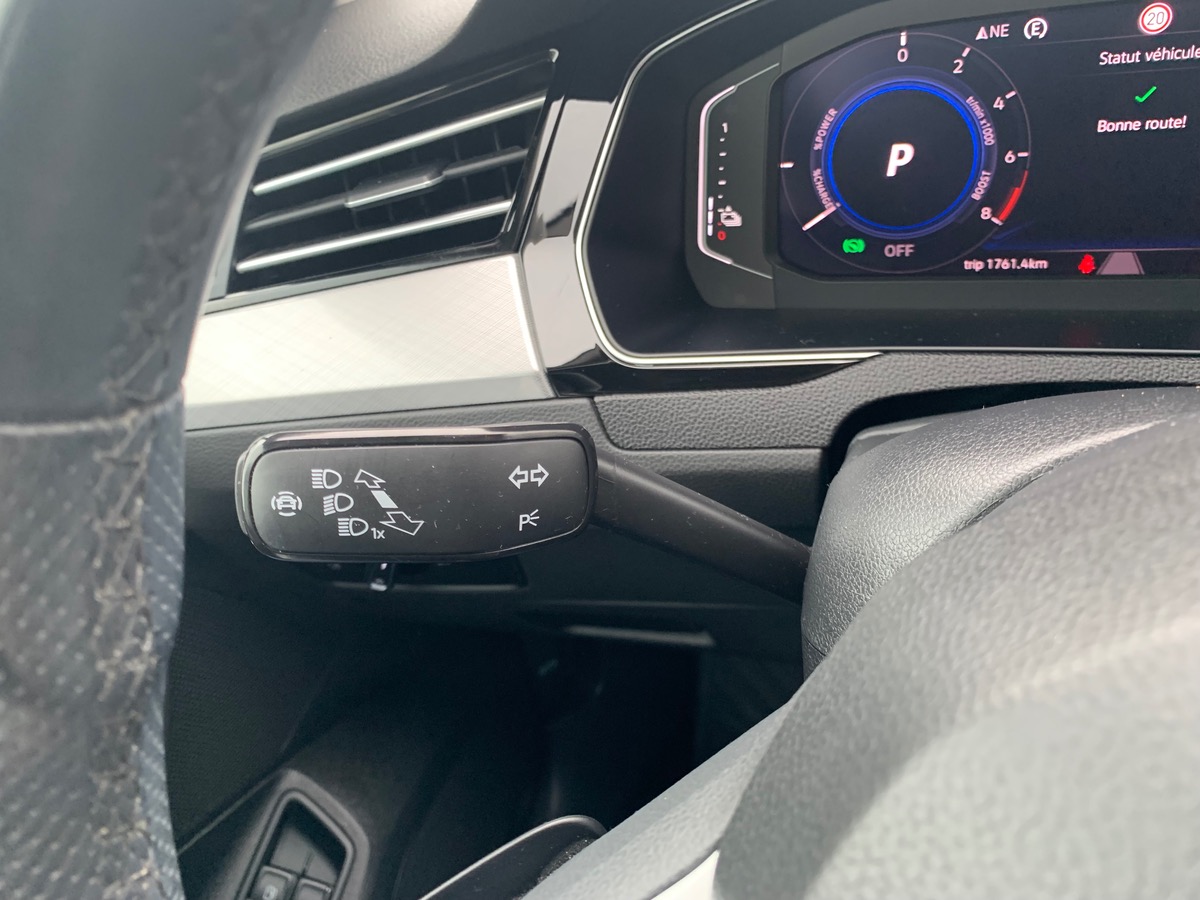 Volkswagen Passat 218 ch | GTE | Combiné instruments digital | Assistant Feu de Route