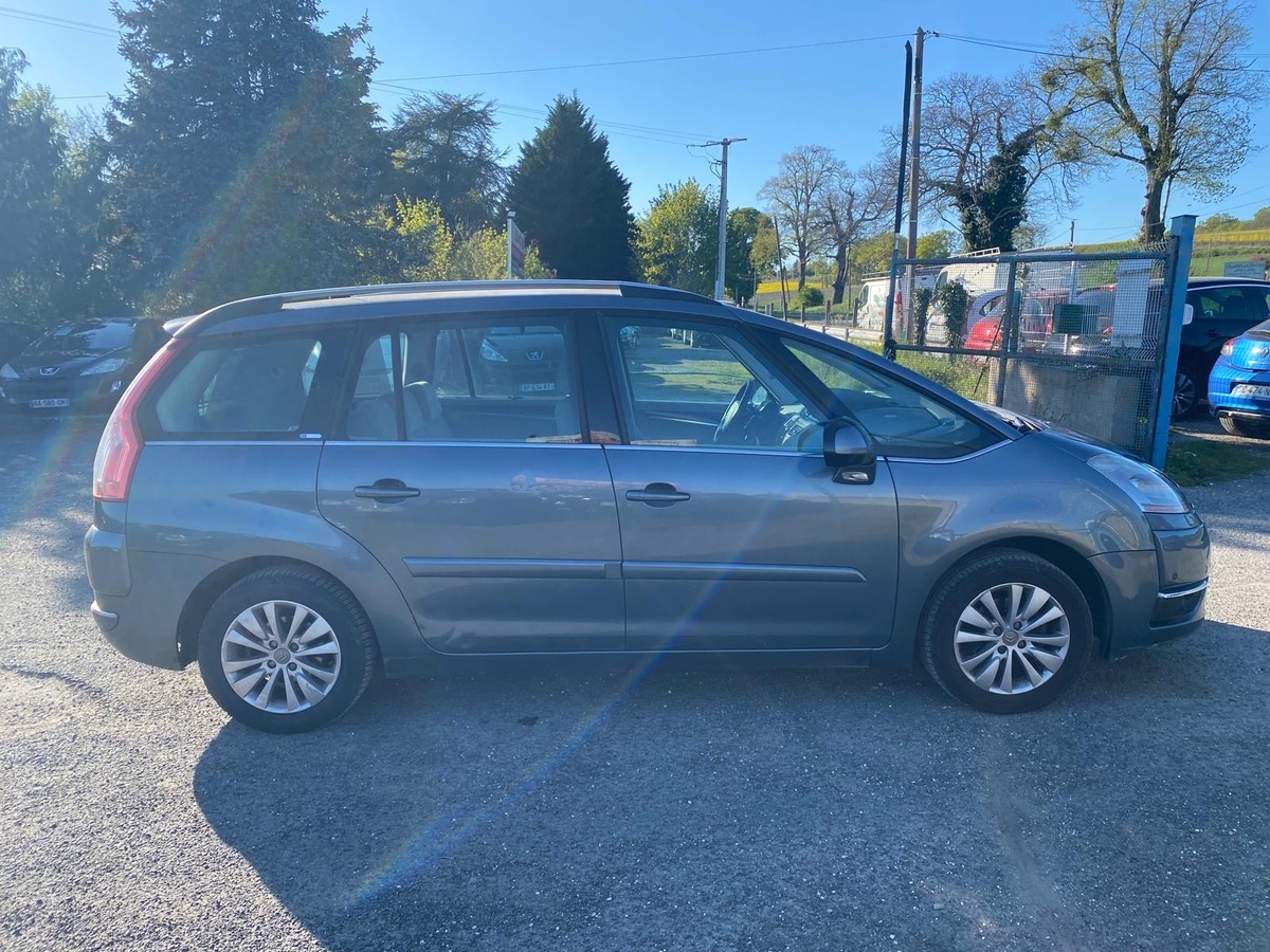 Citroën Grand C4 Picasso 7 places 1.6 hdi 110cv boîte automatique 